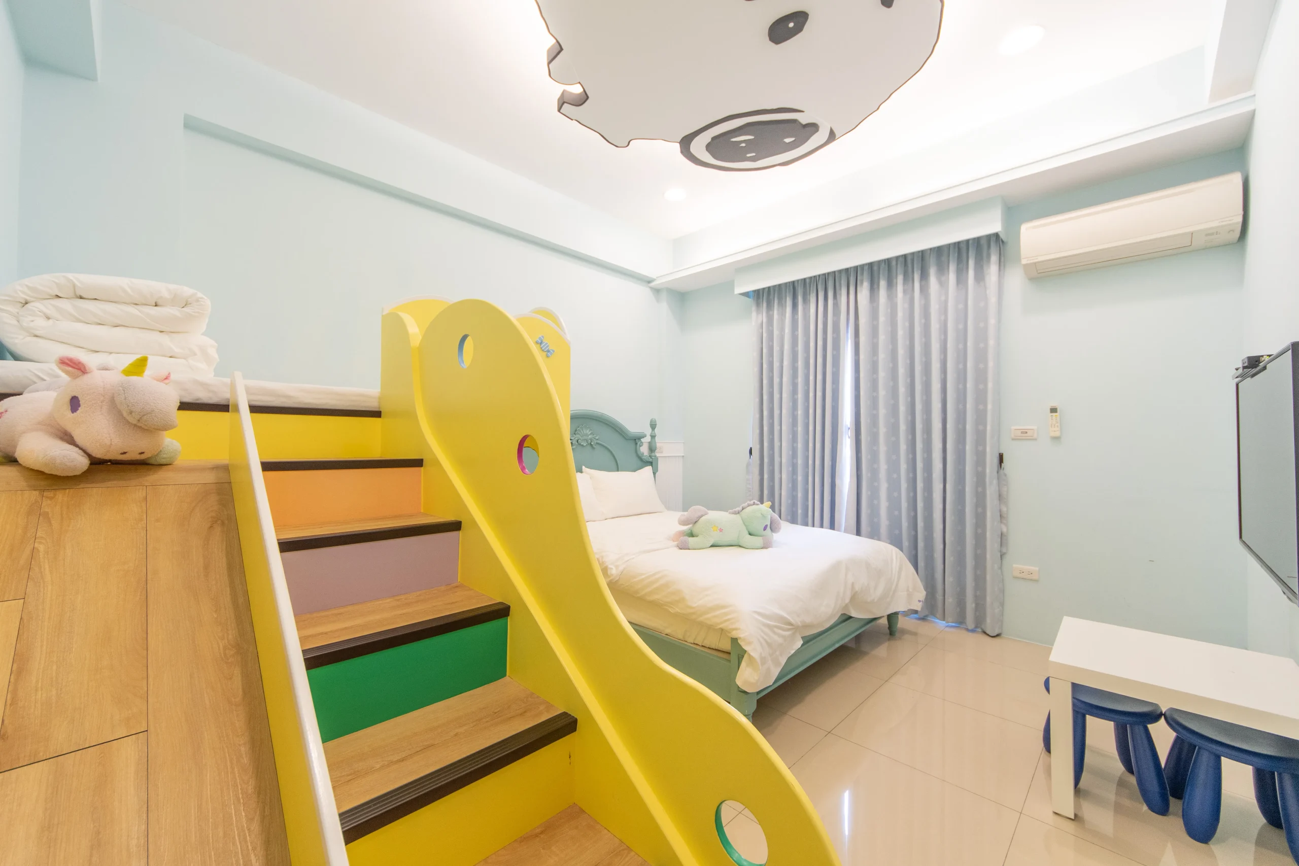穗雲天親子民宿_溜滑梯四人套房2