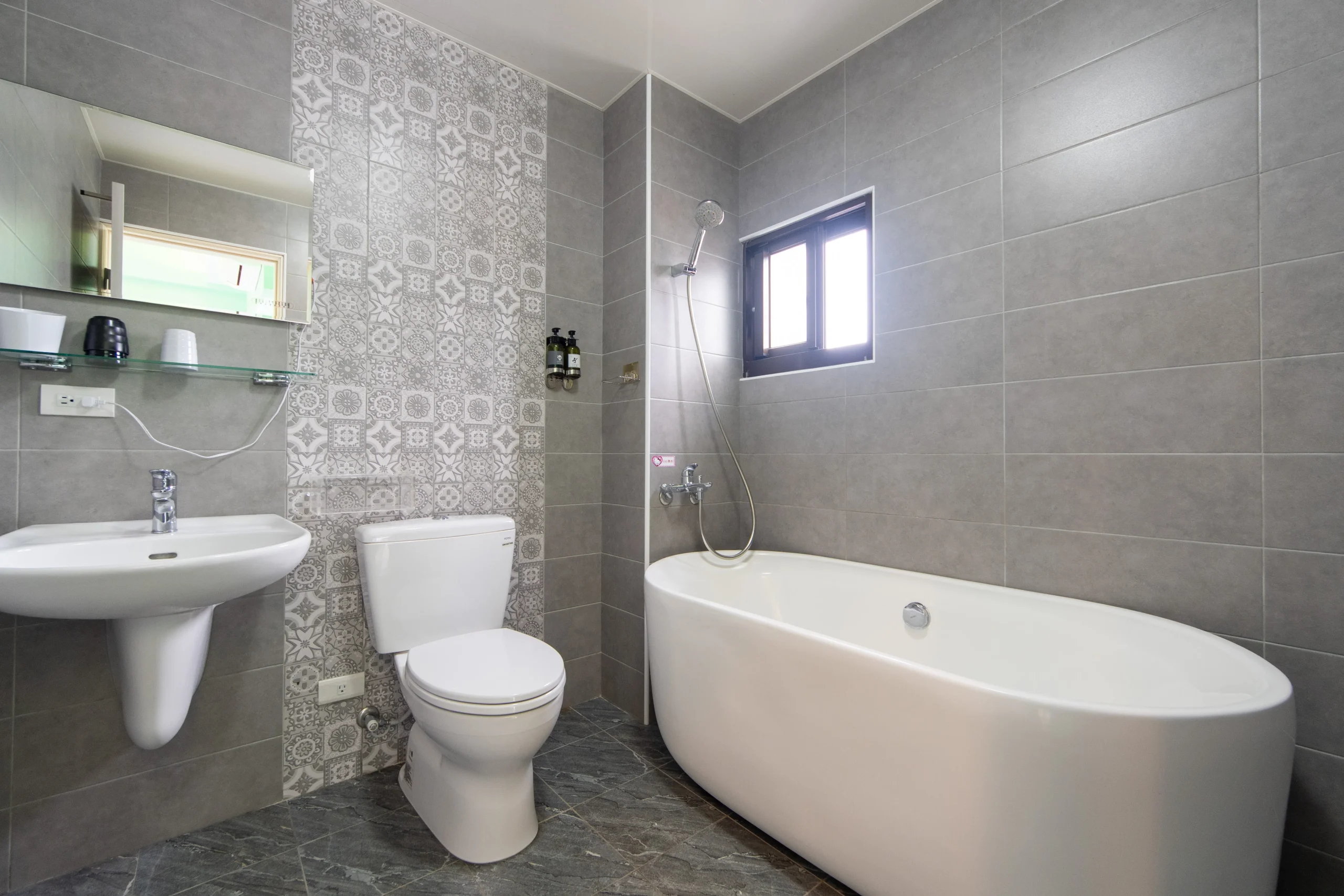 穗雲天親子民宿_三人套房浴廁2