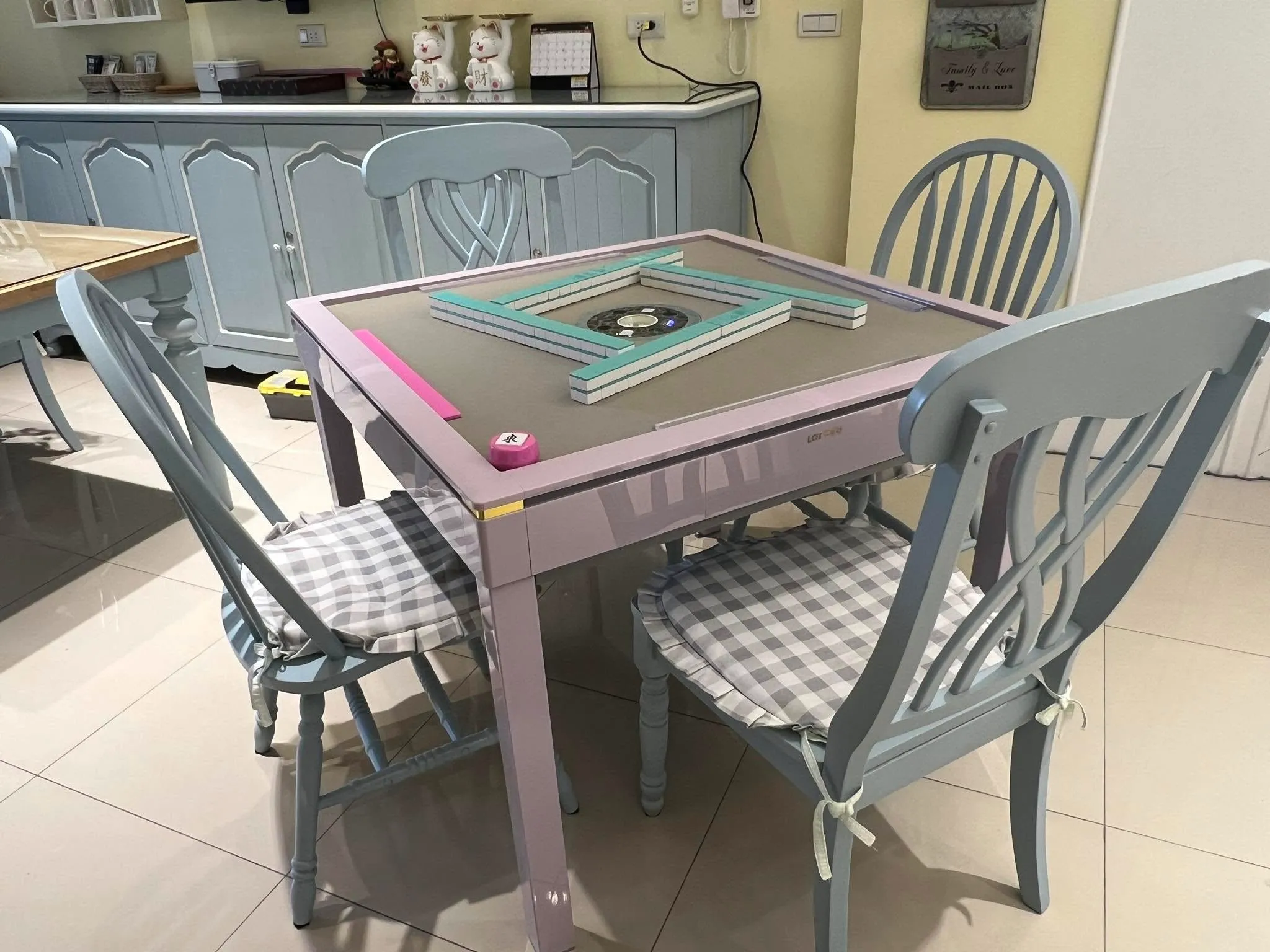 穗雲天親子民宿_麻將桌1